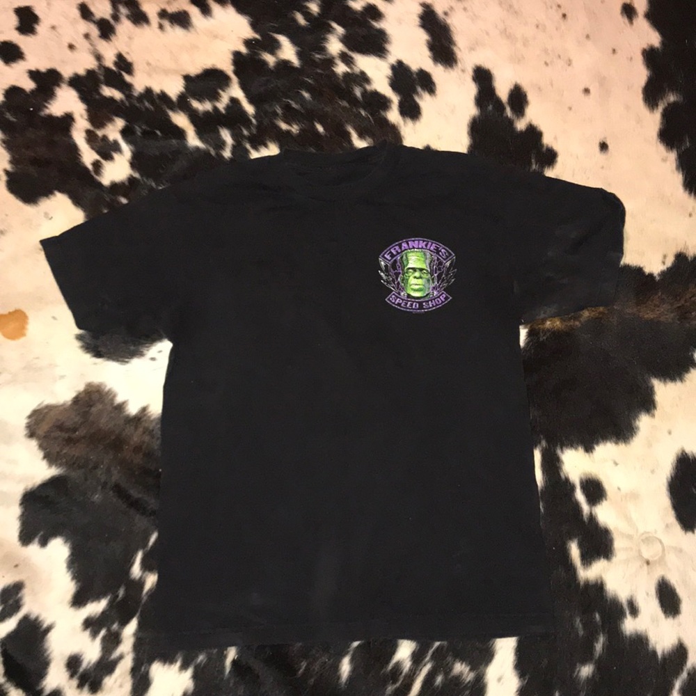 Custom tee